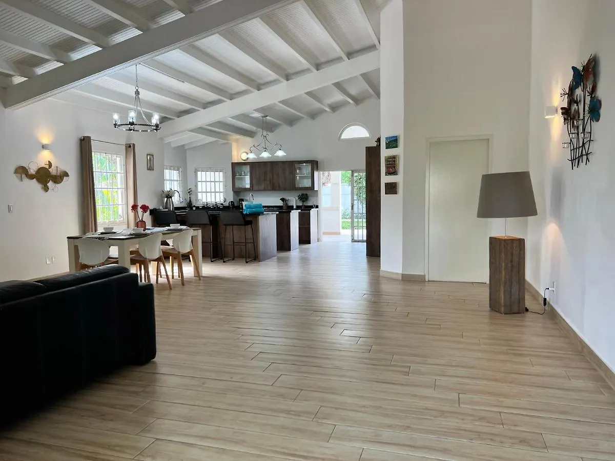 Luxury Villa With Private Pool Near Mambo And Cabana Beach Willemstad