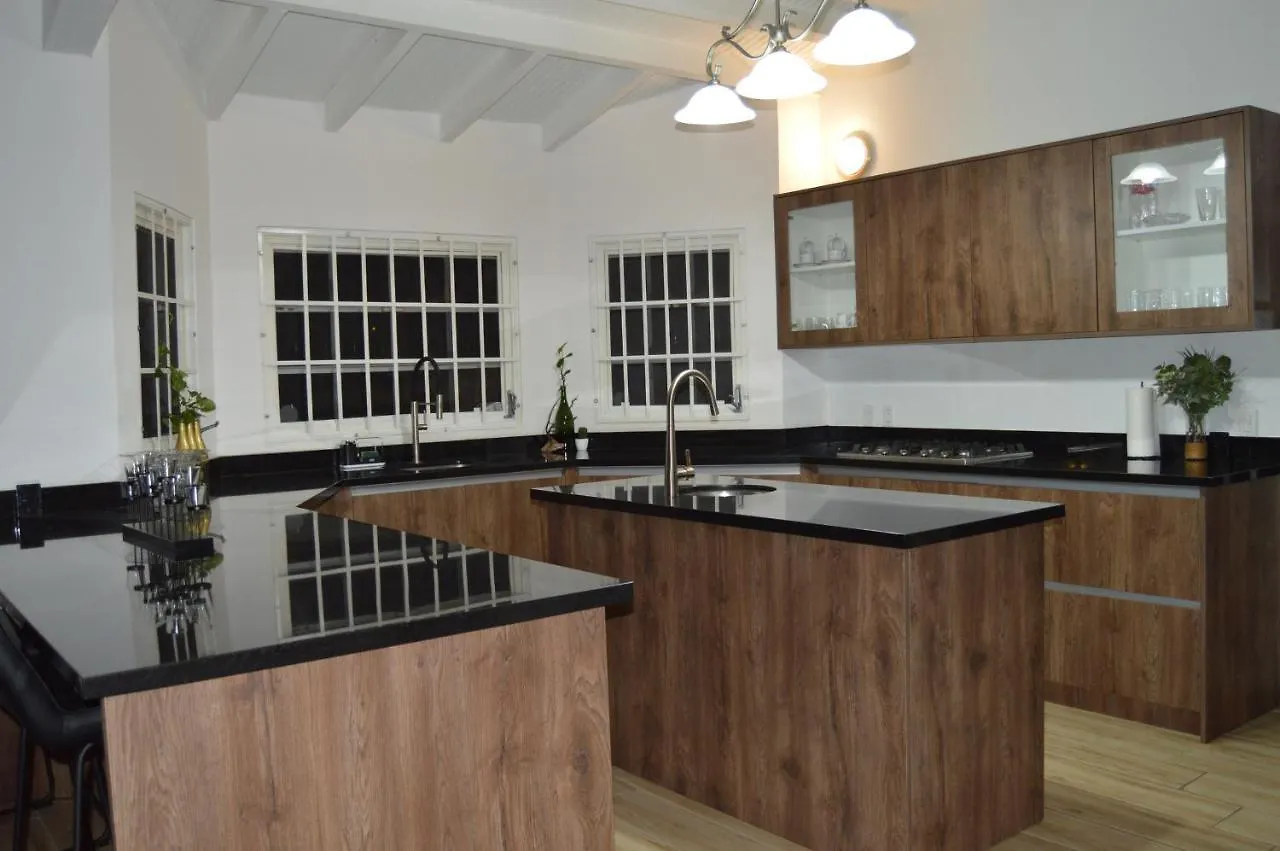 Luxury Villa With Private Pool Near Mambo And Cabana Beach Willemstad 0*,  Curacao