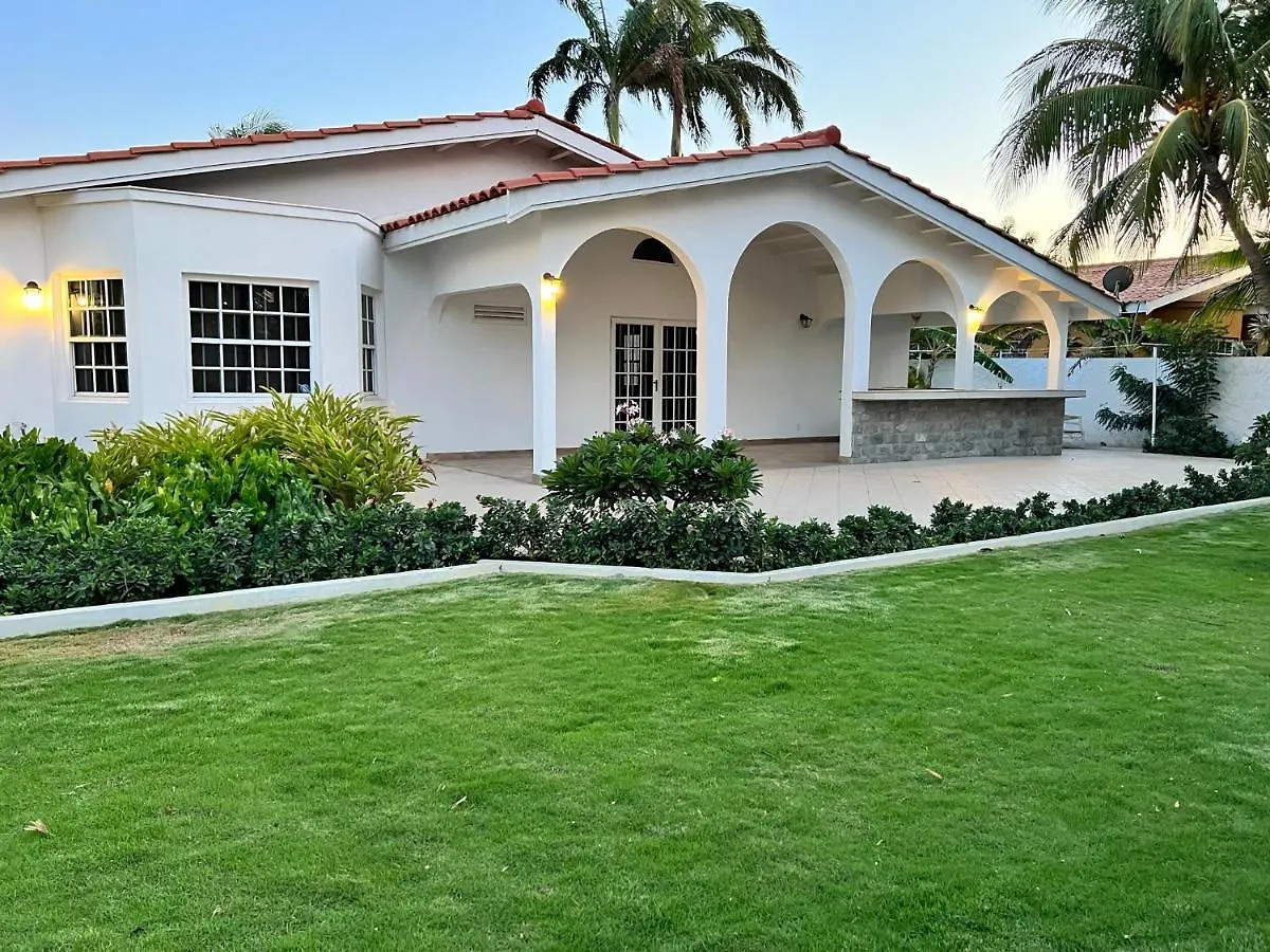 Luxury Villa With Private Pool Near Mambo And Cabana Beach Willemstad Curacao
